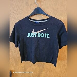 3/15$ Bundle Deal Nike crop top xsmall
